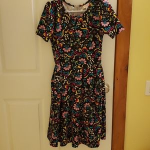 Lularoe Amelia Dress w/pockets!!!